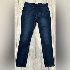 Sonoma size 6 pull-on skinny jegging